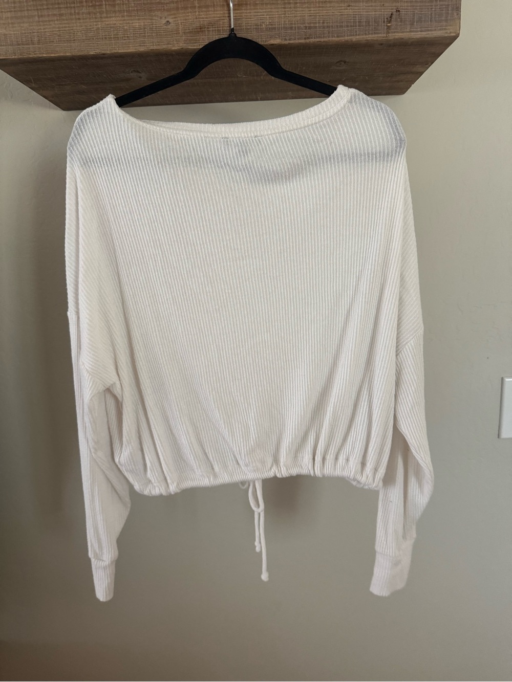 Express Cream Ribbed Long-Sleeve Drawstring Top - Picture 2 of 3